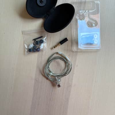 Shure SE535 PRO Wired In-Ear Monitors 2022 - Present - Clear image 3