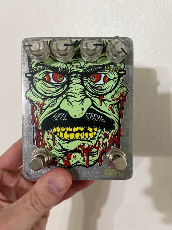 Abominable Electronics Hellstache 2000s - Green alternate art image 1