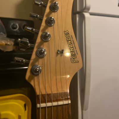 Fernandes Strat image 9