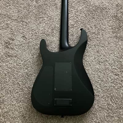 Jackson X Series Soloist SLX DX Polka Dot image 6