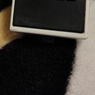 Boss TU-2 Chromatic Tuner (Dark Gray Label) 1998 - 2009 - White image 1