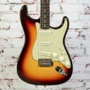 USED Fender - NOS Vintage Custom 1959 - Stratocaster® Electric Guitar - Rosewood Fingerboard - Chocolate 3-Color Sunburst - w/ Deluxe Hardshell Case - x0560
