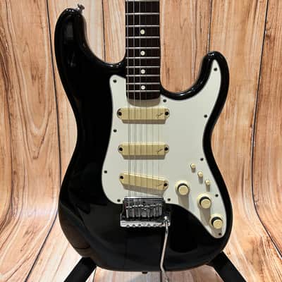 Fender Stratocaster Elite BLK 1983 + Case (Usado) image 1