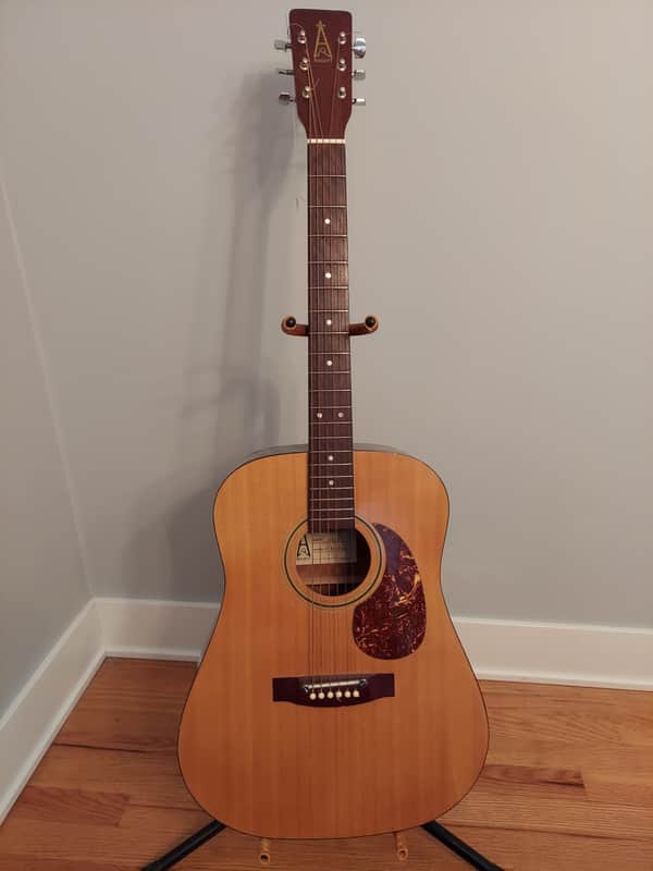 Alvarez Regent 5212 1986 Natural image 1