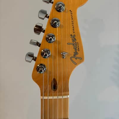 2016 Fender American Standard Stratocaster HSS Shawbucker with Maple Fretboard - Sienna Sunburst image 4