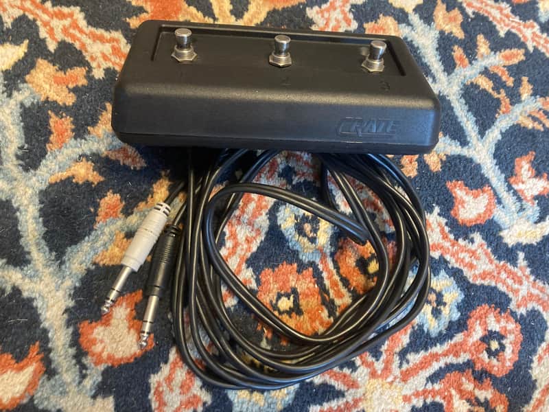 Crate Amplifier Footswitch Three Button Two Stereo Cables Vintage Mint Ship tomorrow
