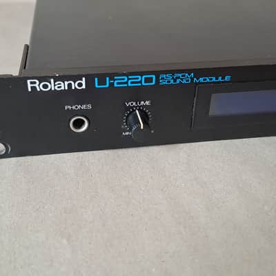 Roland U-220 Rack Synthesizer Module, new blue display image 3
