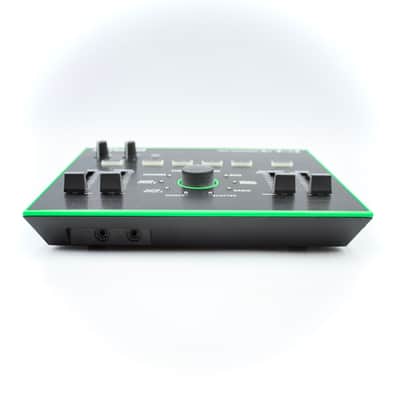 Roland AIRA VT-3 Voice Transformer Vocal Effect Processor A6F5733 image 11