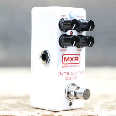 MXR M282 Dyna Comp Bass Compressor Mini Clean & Tone Controls Effect Pedal w/Box image 3