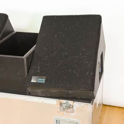 Meyer Sound UM-1P 12" Powered Stage Monitor Speaker (PAIR) w/ Road Case CG011K6 *ASK FOR SHIPPING* image 2