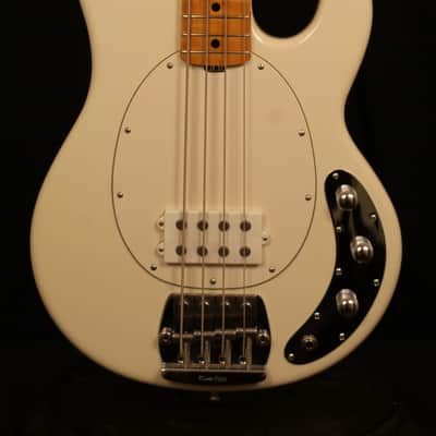 CLEAN Ernie Ball Music Man Stingray Classic GuitarCenter Special Edition  electric bass guitar CLEAN image 2
