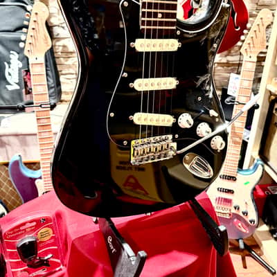 Vintage Guitars V60 COASTER GLOSS PACK  AMP CABLE STRAP PICK  VIP V60BLK 2026 - BLACK image 10