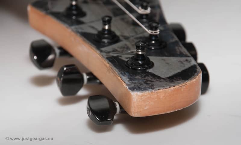 Ibanez NDM 1 TSG 2003 , Rare Noodles (The Offspring) Signature