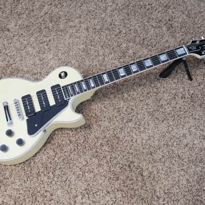 Video! 2018 Gibson 3 P90 Les Paul Custom M2M Vintage White image 2