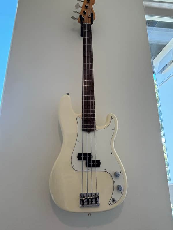 Fender Mod Shop Precision Bass