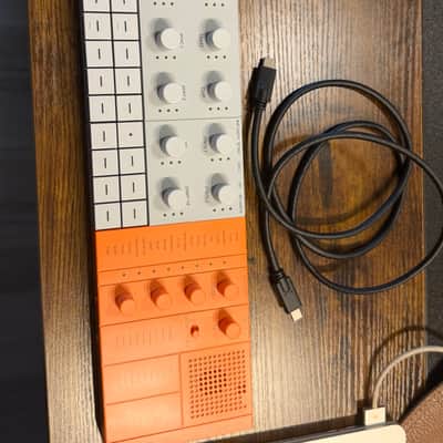 Yamaha Seqtrak Mobile Music Ideastation 2024 - Present - Grey / Orange image 1