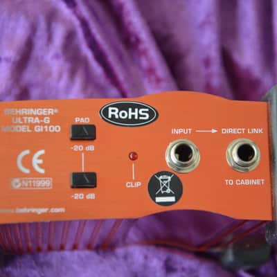 Behringer Ultra-G * GI100 Battery / Phantom Powered DI Box * Authentic 4 x 12" speaker emulation * Ultra-flat frequency response due to renowned BEHRINGER OT-1 transformer image 5