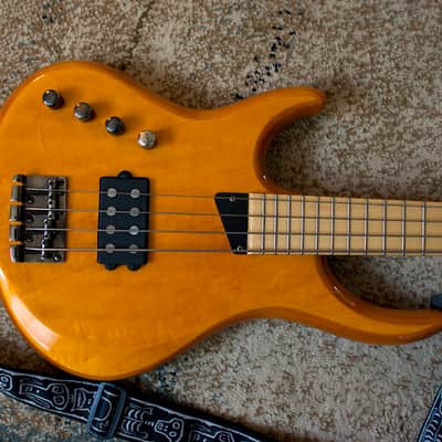 MTD Kingston Artist 4 Left Handed (Lefty) Amber image 3