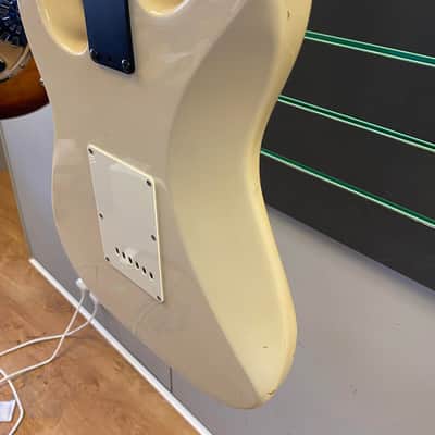 Peavey Predator White 1990-2000 Electric Guitar image 12