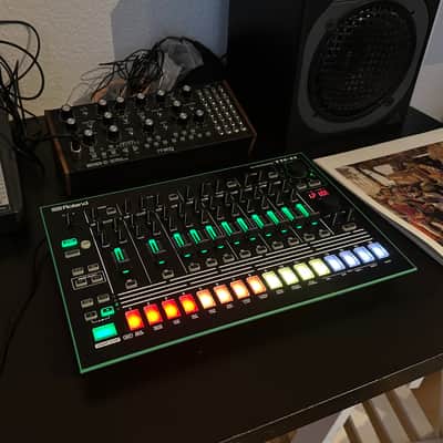 Roland AIRA TR-8 Rhythm Performer Drum Machine - Black