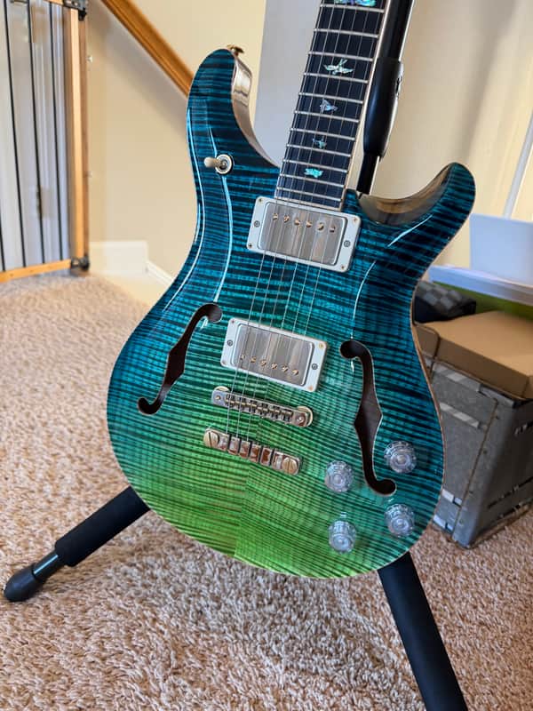 PRS McCarty 594 Hollowbody II Employee image 1
