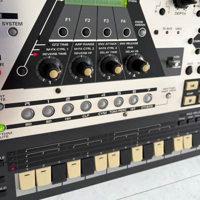 Roland MC-307 Groovebox 2000s - Silver and Black image 5