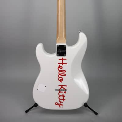Squier Limited Edition Hello Kitty Stratocaster White image 7