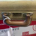 Fender G&G Deluxe Strat / Tele Hardshell Case, Tweed with Poodle Plush Interior
