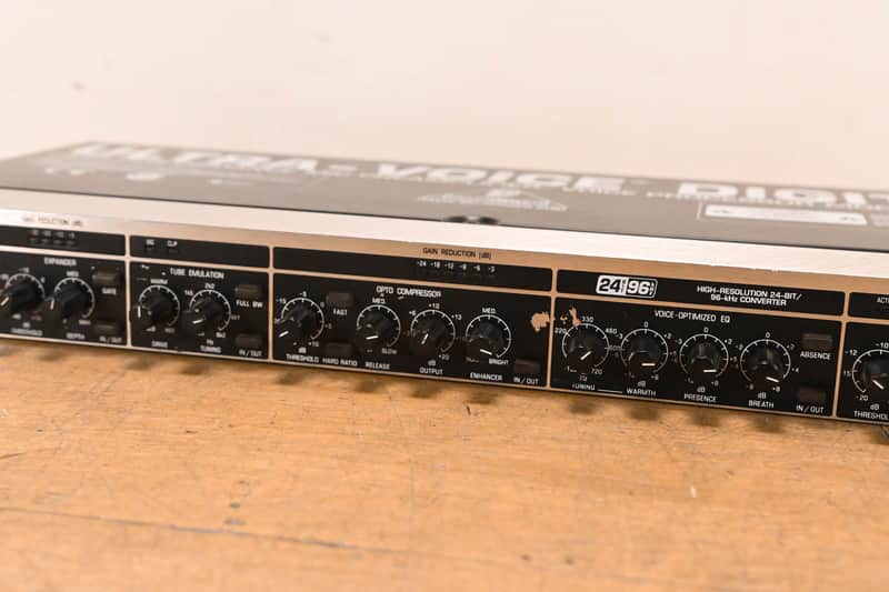 Behringer ULTRA-VOICE DIGITAL VX2496 High-Performance Voice | Reverb