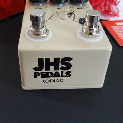 JHS Kodiak Tremolo (MINT) - Tan image 11