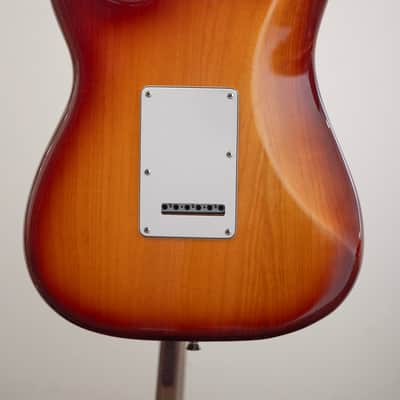 2012 Fender USA American Standard HSS Stratocaster - in Sienna Sunburst - Ash Body image 16