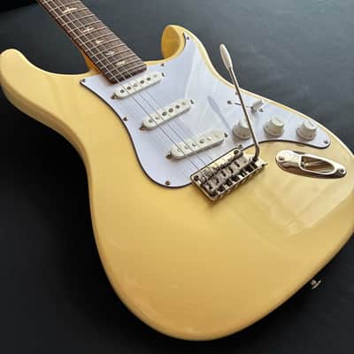 PRS SE Silver Sky 2022 - Moon White ★Playthrough video available★ image 3