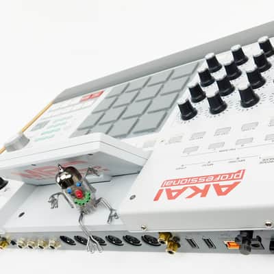 Akai MPC Renaissance Sampler Synthesizer +Wood + Neuwertig +OVP + 1.5J Garantie image 13