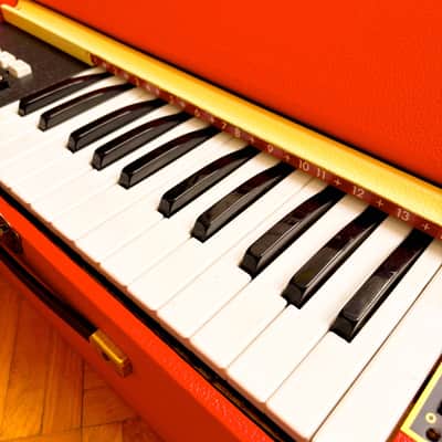 Rare Busilacchio Red Chord/Reed Organ (Italy, 1960s) – vintage cased electric organ and harmonium! image 6