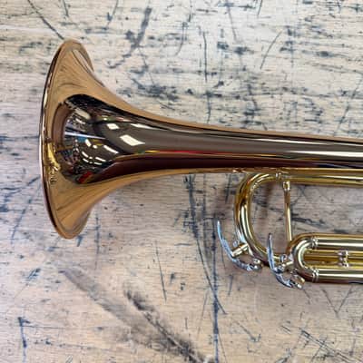 Used Yamaha YTR-6335RC Commercial Professional Bb Trumpet with Case image 10