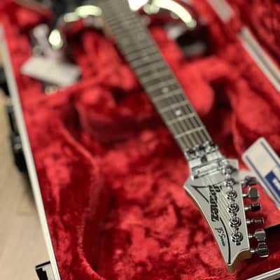 Ibanez JS3CR Joe Satriani Signature w/Case In Chrome Boy F2430683 image 8