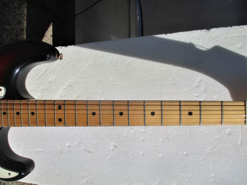 Fresher Straighter Guitar, 1970's, Japan, Sunburst Finish, Plays