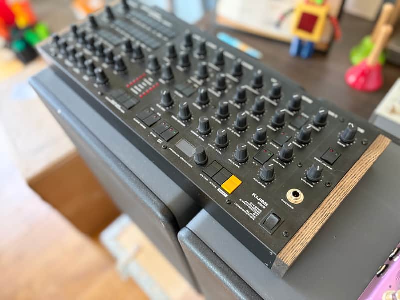 Black Corporation Kijimi MK2 2025 - Black image 1