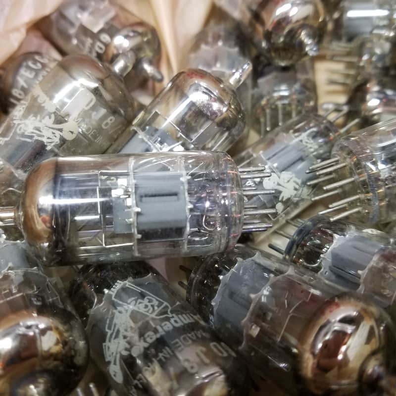 Amperex ONE (1) 6DJ8 AT1000 TESTED Vacuum Tube Heerlen Large Halo Getter GA3 GA4 GA6 GA7 Bugle Boy T3 ECC88 dual triode 1959-1962 image 1