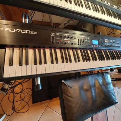 Roland RD 700 SX 2008 Bleu