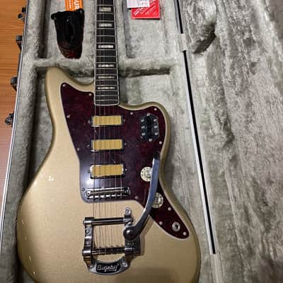 Fender Jazzmaster (MIM) – Serial Number: MX23014556 2023 - Solid alder with metallic gold finish image 9