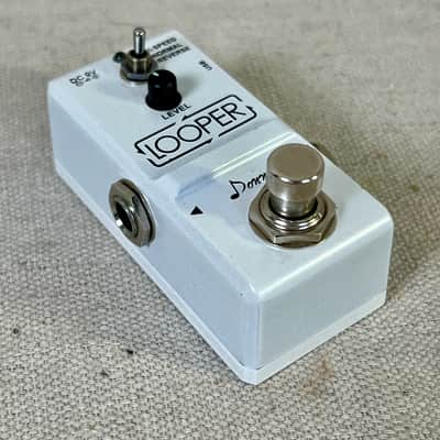 Donner Looper White Guitar Effect Pedal image 2