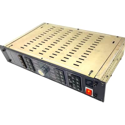 Quantec QRS Room Simulator 1980 - Black / Gold image 2