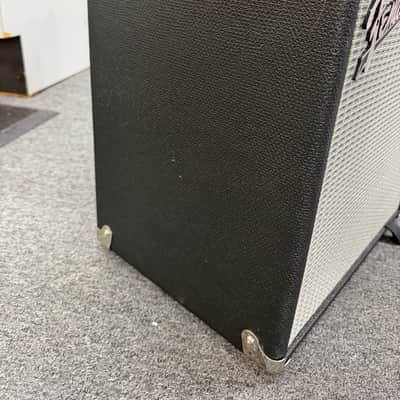 Fender Rumble 25 V3 25-Watt 1x8" Bass Combo 2015 - Present - Black image 3