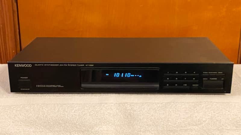 Kenwood  KT-592 Stereo Tuner image 1
