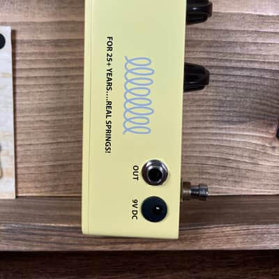 Danelectro Spring King Junior 2024 - Present - Yellow image 5