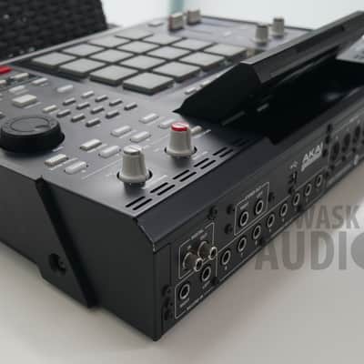 Akai MPC 2500 // Serviced // JJOSXL // 128MB // Black image 11