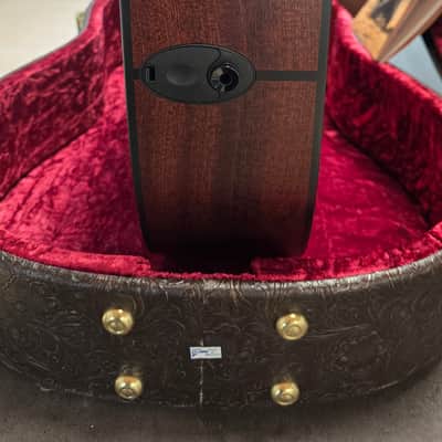 Taylor 317e Grand Pacific USA BRAND NEW! V-Class American Dreadnaught Natural Spruce Flame Mahogany Acoustic-Electric Limited Model Guitar with Custom Paisley Hard Case image 12