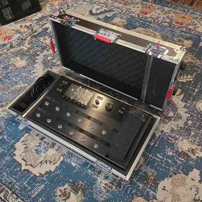 Line 6 Helix Floor Processor Pedal w/Road Case + Packaging image 6