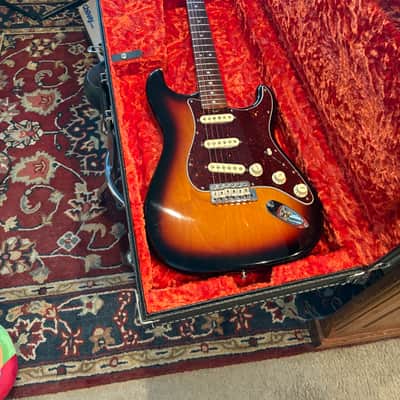 Fender American Original '60s Stratocaster with Rosewood Fretboard 2018 - 2021 3 Color Sunburst image 1